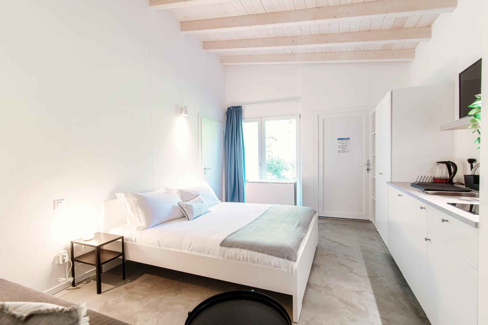Le Betulle Studios By Quokka 360 - Studio Apartments By The Origlio Lake ภายนอก รูปภาพ