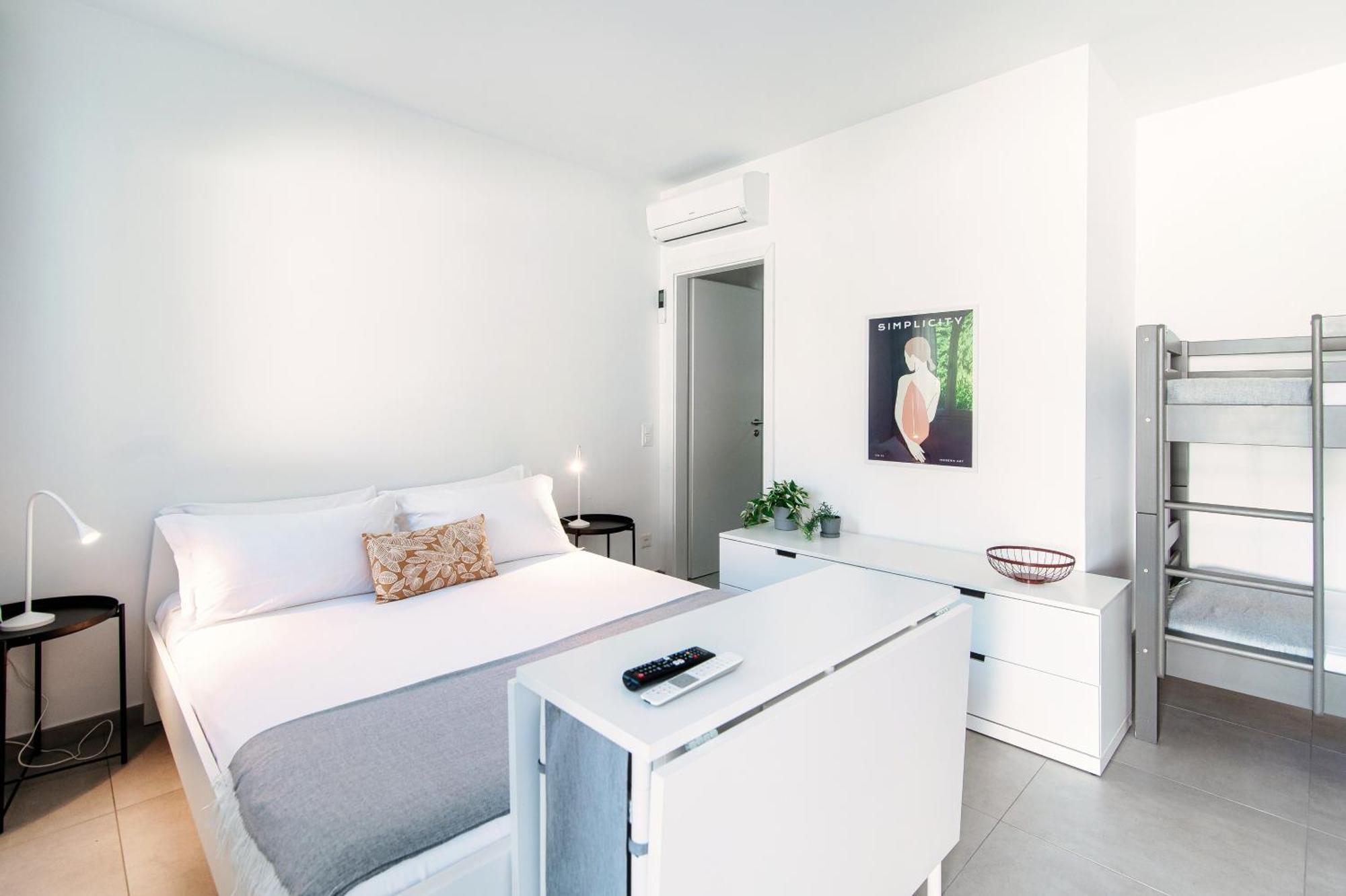 Le Betulle Studios By Quokka 360 - Studio Apartments By The Origlio Lake ภายนอก รูปภาพ